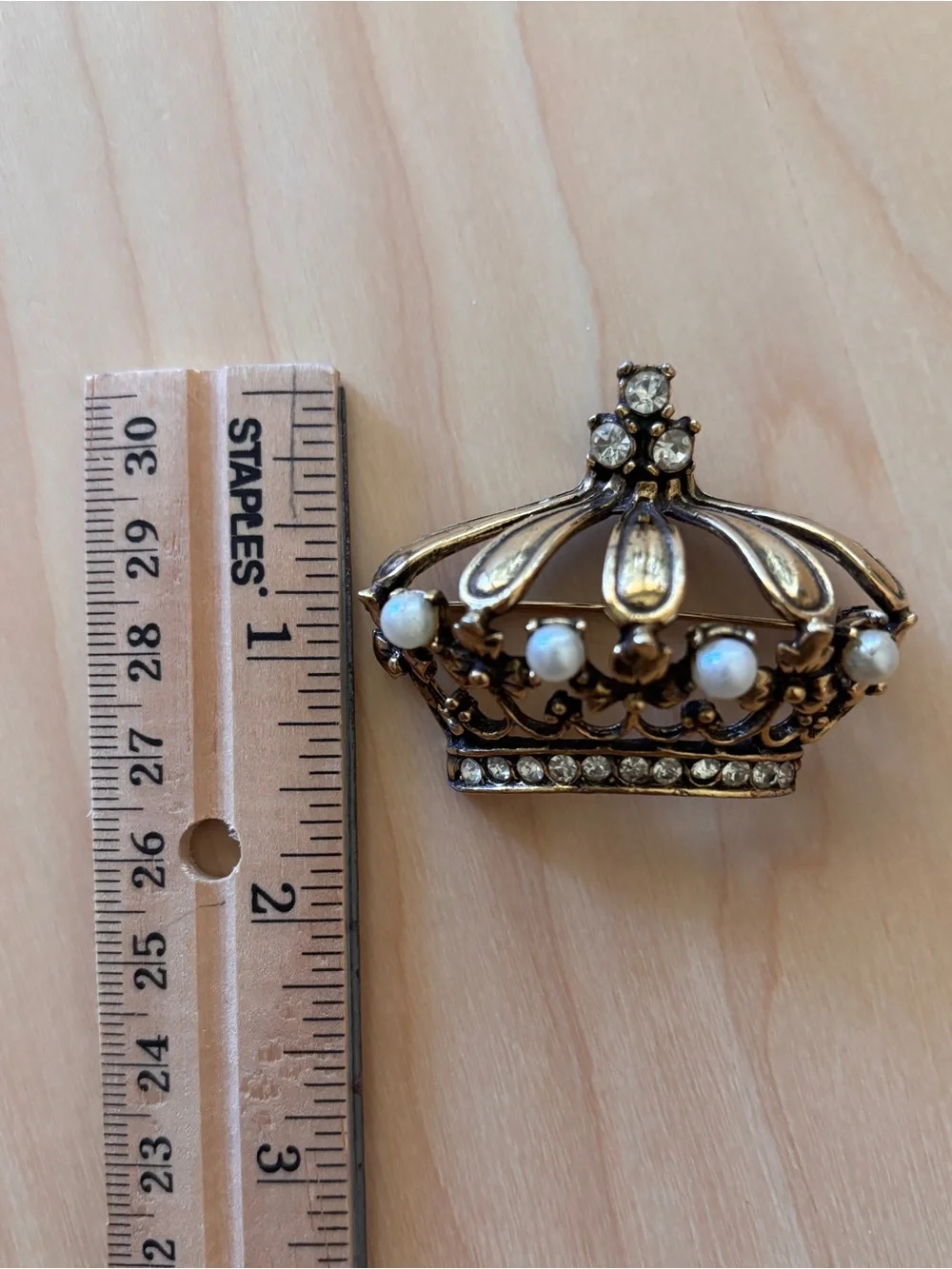 Jeanne Rare Vintage Rhinestone Crown Brooch